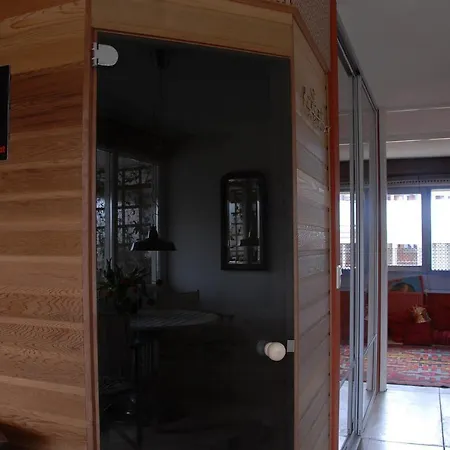 Treetop Apartment The Hague