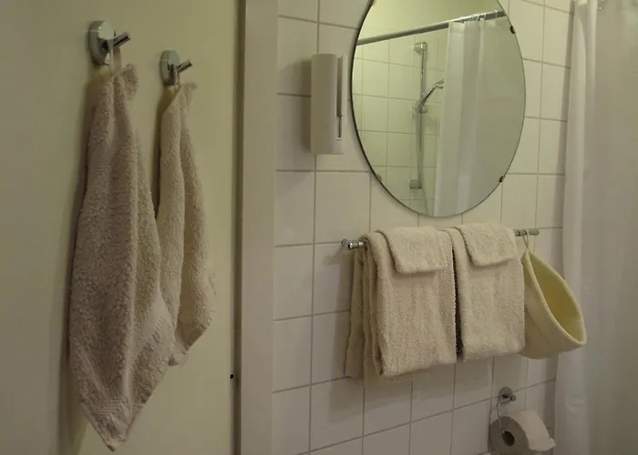 Treetop דירה האג